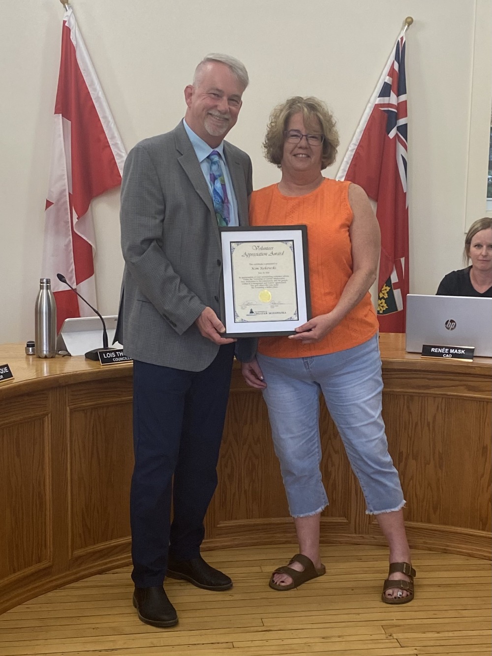 volunteer award photo